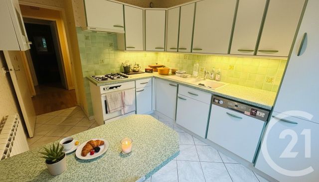 Appartement F4 &agrave; vendre - 5 pi&egrave;ces - 77,14 m2 - Vernon - 27 - HAUTE-NORMANDIE