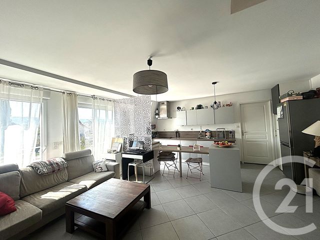Appartement T4 à vendre - 4 pièces - 71 m2 - Vernon - 27 - HAUTE-NORMANDIE