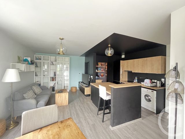 Appartement à vendre - 3 pièces - 64,04 m2 - Vernon - 27 - HAUTE-NORMANDIE
