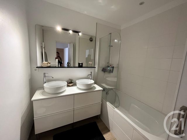 Appartement F3 à vendre - 3 pièces - 64,09 m2 - Vernon - 27 - HAUTE-NORMANDIE