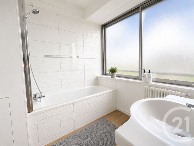 Appartement F4 &agrave; vendre - 4 pi&egrave;ces - 90 m2 - Vernon - 27 - HAUTE-NORMANDIE
