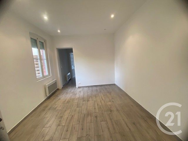 Appartement Duplex &agrave; louer - 3 pi&egrave;ces - 60 m2 - Meriel - 95 - ILE-DE-FRANCE