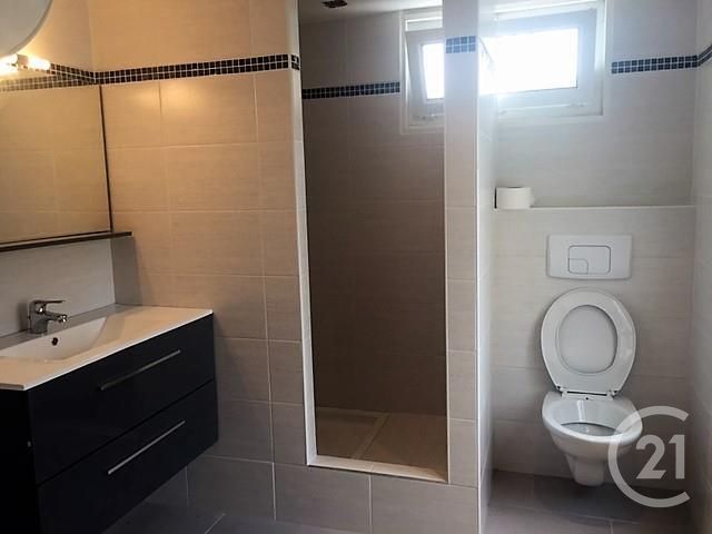 Appartement Duplex &agrave; louer - 3 pi&egrave;ces - 60 m2 - Meriel - 95 - ILE-DE-FRANCE