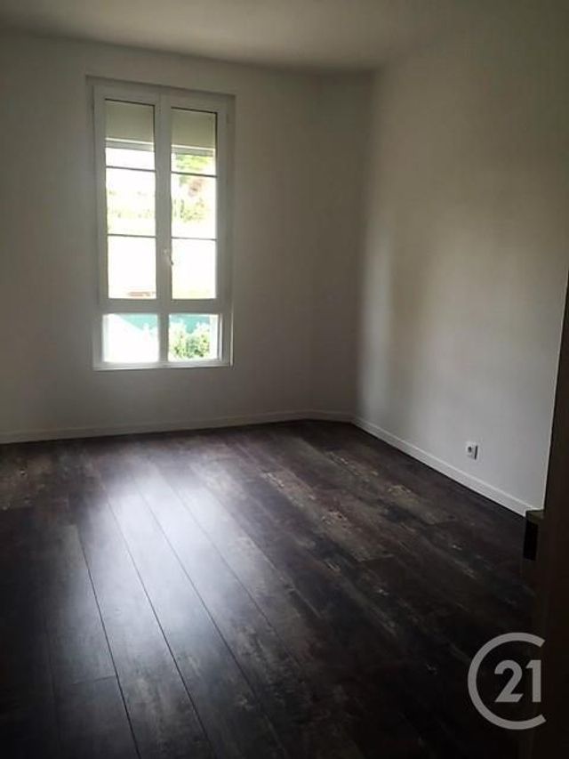 Appartement Duplex &agrave; louer - 3 pi&egrave;ces - 60 m2 - Meriel - 95 - ILE-DE-FRANCE