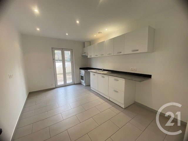 Appartement Duplex &agrave; louer - 3 pi&egrave;ces - 60 m2 - Meriel - 95 - ILE-DE-FRANCE