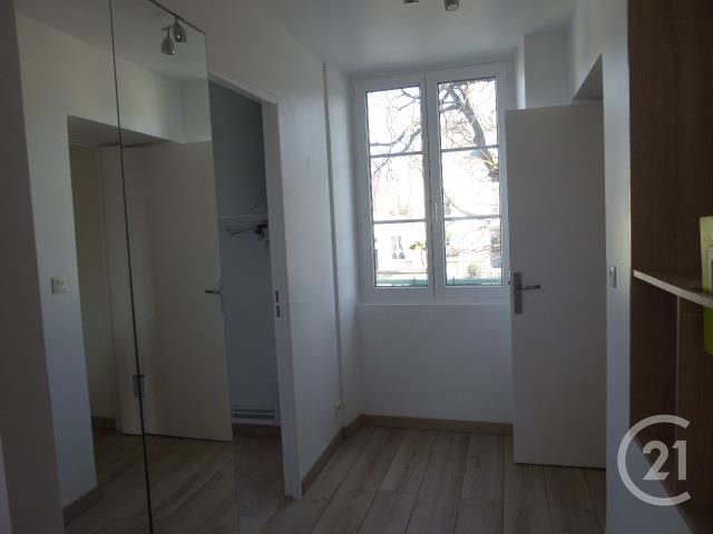 Appartement F2 &agrave; louer - 2 pi&egrave;ces - 45,79 m2 - 95 - ILE-DE-FRANCE