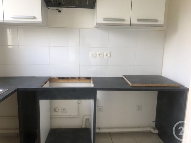 Appartement F2 &agrave; louer - 2 pi&egrave;ces - 48,27 m2 - Beaumont Sur Oise - 95 - ILE-DE-FRANCE