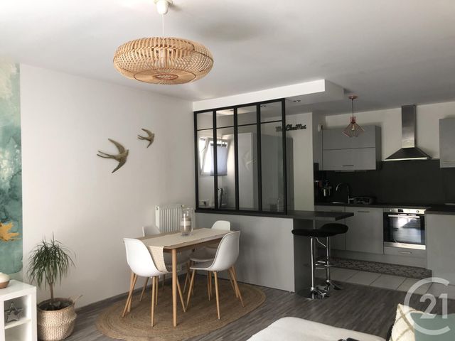 Appartement &agrave; louer - 3 pi&egrave;ces - 68,01 m2 - Chambly - 60 - PICARDIE