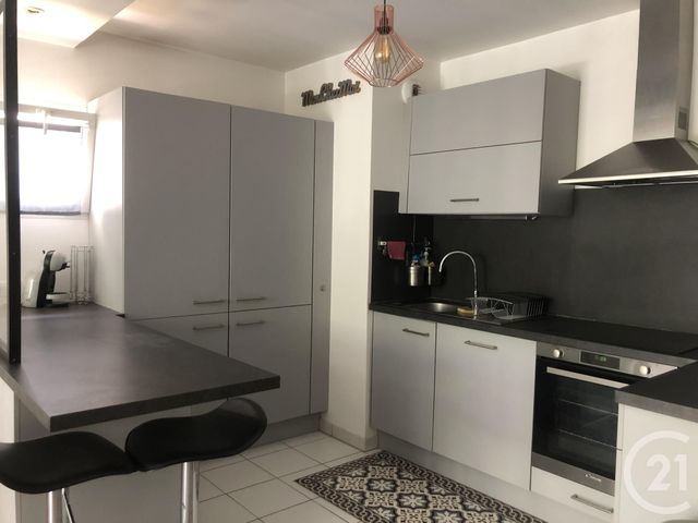 Appartement &agrave; louer - 3 pi&egrave;ces - 68,01 m2 - Chambly - 60 - PICARDIE