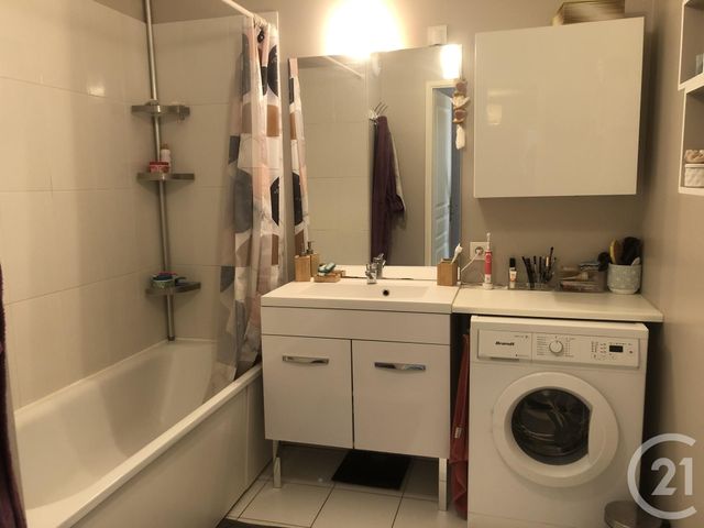 Appartement &agrave; louer - 3 pi&egrave;ces - 68,01 m2 - Chambly - 60 - PICARDIE