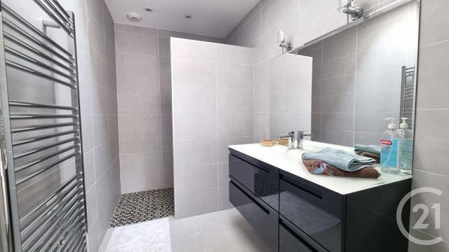 Afficher la photo en grand Maison à vendre - 8 pièces - 203 m2 - L Isle Adam - 95 - ILE-DE-FRANCE