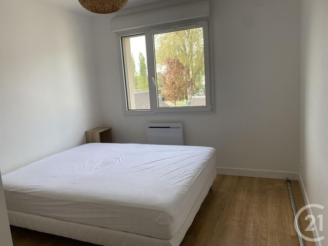 Appartement F2 &agrave; louer - 2 pi&egrave;ces - 41,65 m2 - Chambly - 60 - PICARDIE