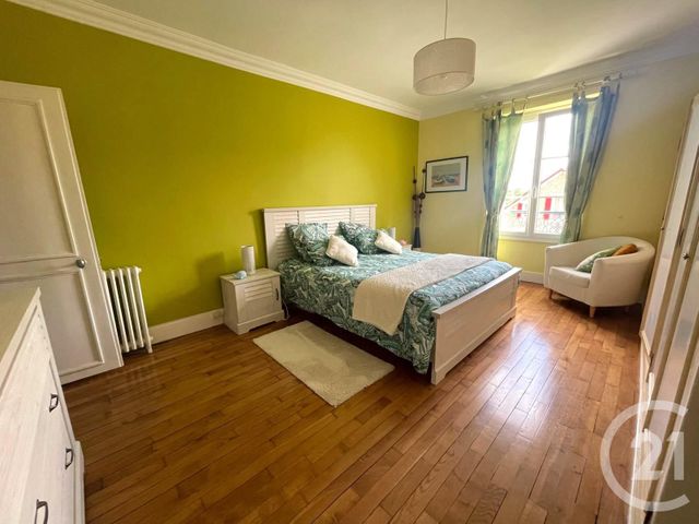 Afficher la photo en grand Maison à vendre - 9 pièces - 220,51 m2 - L Isle Adam - 95 - ILE-DE-FRANCE