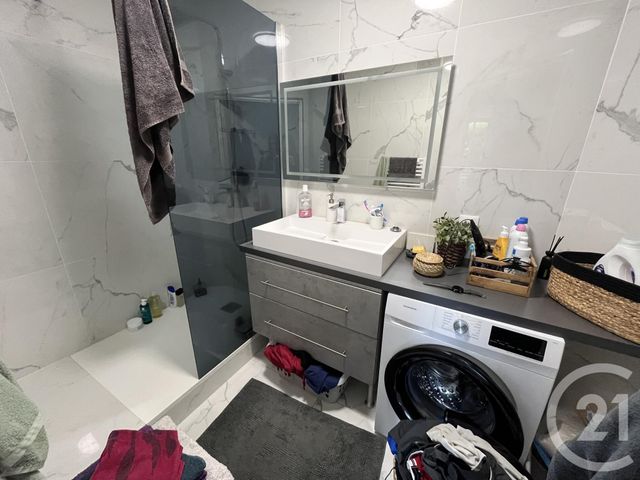 Appartement &agrave; louer - 3 pi&egrave;ces - 61,28 m2 - L Isle Adam - 95 - ILE-DE-FRANCE