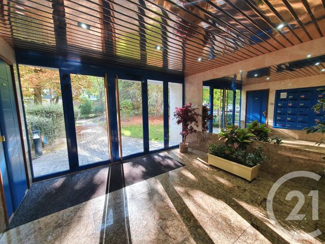 Appartement F3 à vendre - 3 pièces - 77,13 m2 - L Isle Adam - 95 - ILE-DE-FRANCE