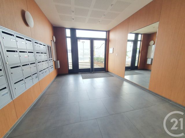 Appartement F3 à vendre - 3 pièces - 63 m2 - L Isle Adam - 95 - ILE-DE-FRANCE