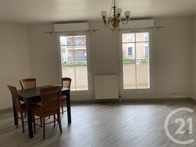 Appartement &agrave; louer - 3 pi&egrave;ces - 58,76 m2 - L Isle Adam - 95 - ILE-DE-FRANCE