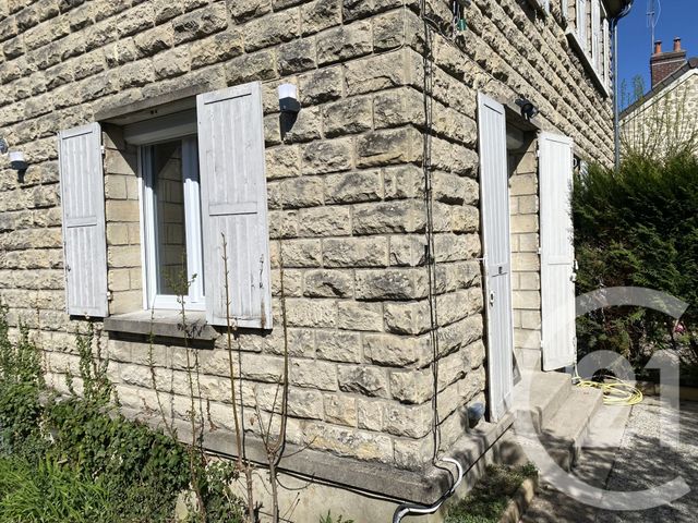 Appartement &agrave; louer - 2 pi&egrave;ces - 27,27 m2 - L Isle Adam - 95 - ILE-DE-FRANCE