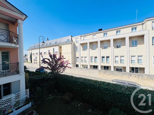 Appartement F2 à vendre - 2 pièces - 42,47 m2 - L Isle Adam - 95 - ILE-DE-FRANCE