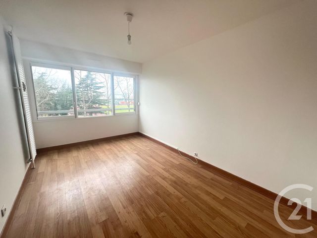 Appartement F3 à vendre - 3 pièces - 77,60 m2 - L Isle Adam - 95 - ILE-DE-FRANCE
