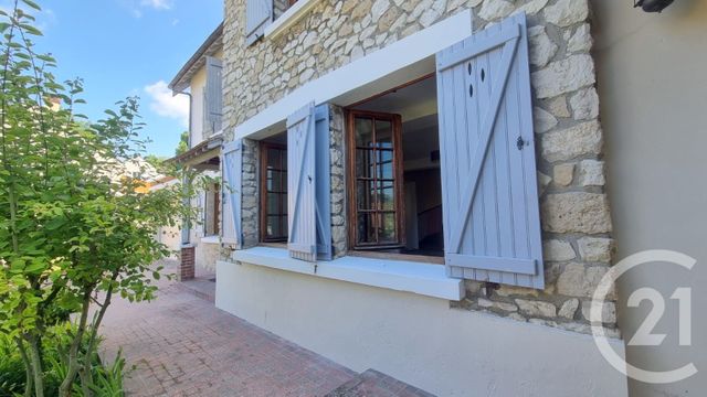 Maison à vendre - 7 pièces - 216,87 m2 - Champagne Sur Oise - 95 - ILE-DE-FRANCE