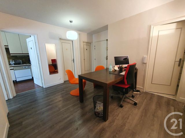 Appartement F2 à vendre - 5 pièces - 107,28 m2 - L Isle Adam - 95 - ILE-DE-FRANCE