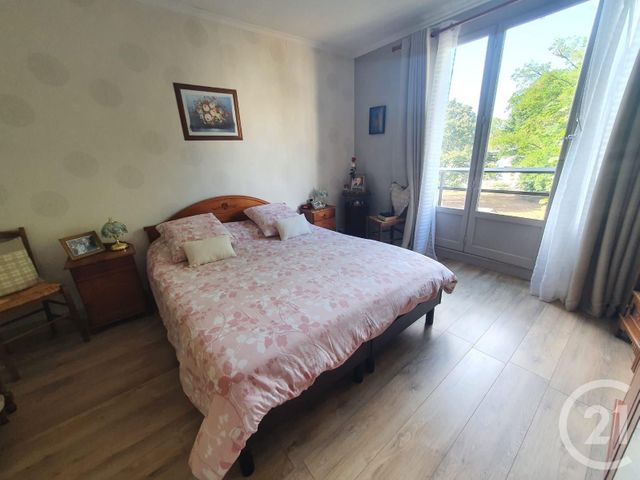 Appartement à vendre - 6 pièces - 78,52 m2 - L Isle Adam - 95 - ILE-DE-FRANCE