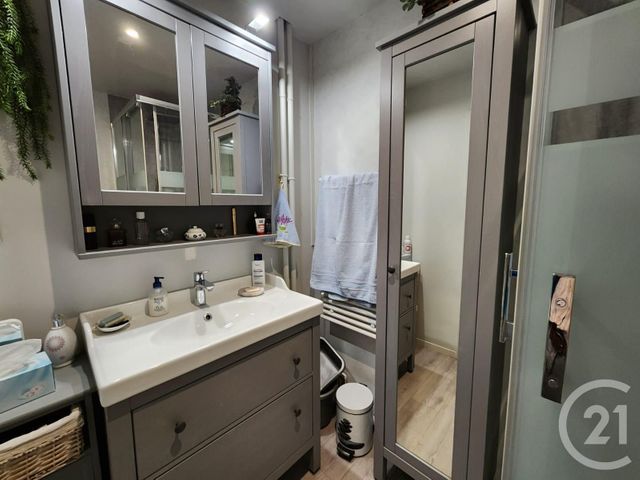 Appartement à vendre - 6 pièces - 78,52 m2 - L Isle Adam - 95 - ILE-DE-FRANCE