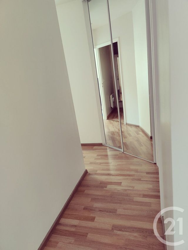 Afficher la photo en grand Appartement à louer - 5 pièces - 122,30 m2 - Champagne Sur Oise - 95 - ILE-DE-FRANCE