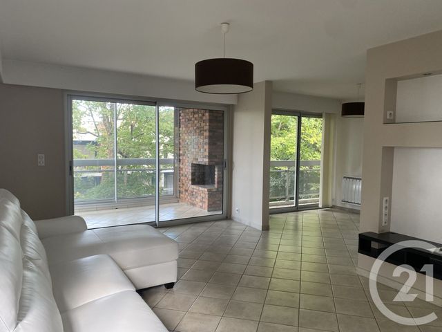 Afficher la photo en grand Appartement à louer - 3 pièces - 76,41 m2 - L Isle Adam - 95 - ILE-DE-FRANCE