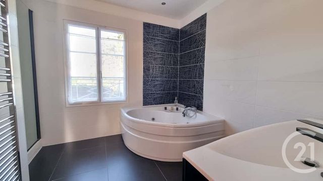 Maison à vendre - 7 pièces - 227,27 m2 - Parmain - 95 - ILE-DE-FRANCE