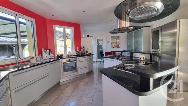 Afficher la photo en grand Maison à vendre - 7 pièces - 227,27 m2 - L Isle Adam - 95 - ILE-DE-FRANCE