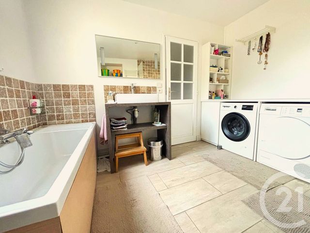 Appartement F5 à vendre - 5 pièces - 94,04 m2 - Mery Sur Oise - 95 - ILE-DE-FRANCE