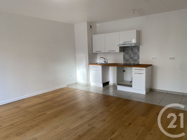 Appartement &agrave; louer - 3 pi&egrave;ces - 57,90 m2 - L Isle Adam - 95 - ILE-DE-FRANCE