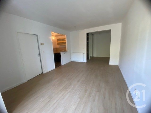 Appartement &agrave; louer - 2 pi&egrave;ces - 46,74 m2 - Moisselles - 95 - ILE-DE-FRANCE