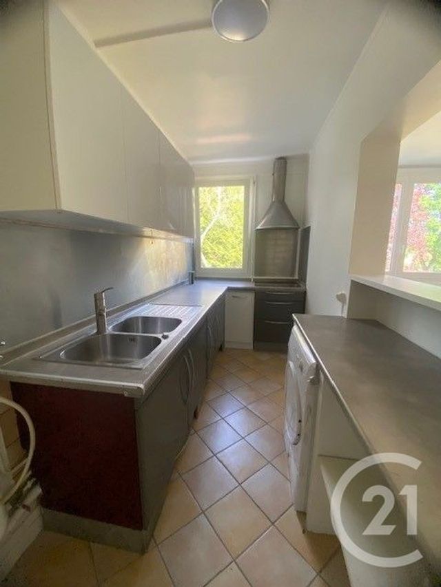 Appartement &agrave; louer - 3 pi&egrave;ces - 57,32 m2 - L Isle Adam - 95 - ILE-DE-FRANCE