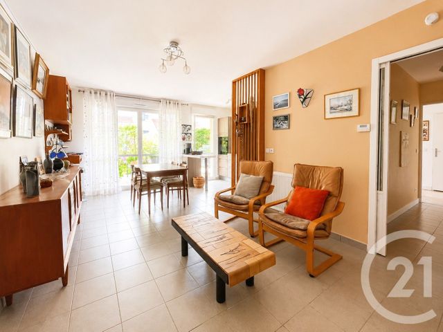 Appartement F4 &agrave; vendre - 4 pi&egrave;ces - 82,43 m2 - L Isle Adam - 95 - ILE-DE-FRANCE