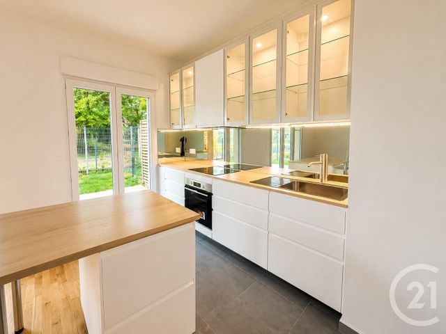 Appartement &agrave; louer - 3 pi&egrave;ces - 65,76 m2 - L Isle Adam - 95 - ILE-DE-FRANCE