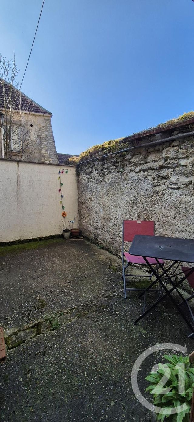 Afficher la photo en grand Maison à vendre - 3 pièces - 64,19 m2 - Magny En Vexin - 95 - ILE-DE-FRANCE