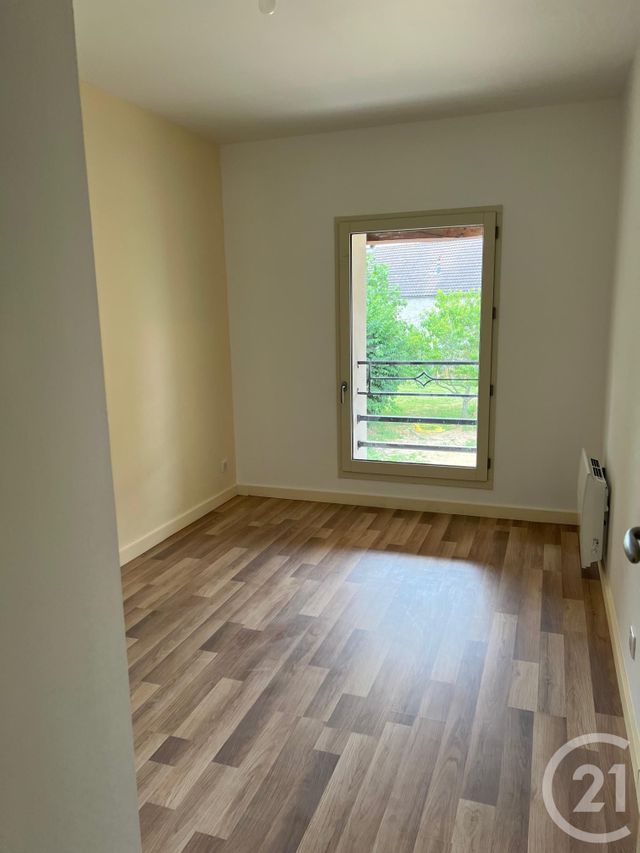 Afficher la photo en grand Appartement F4 à louer - 4 pièces - 89,42 m2 - Ennery - 95 - ILE-DE-FRANCE