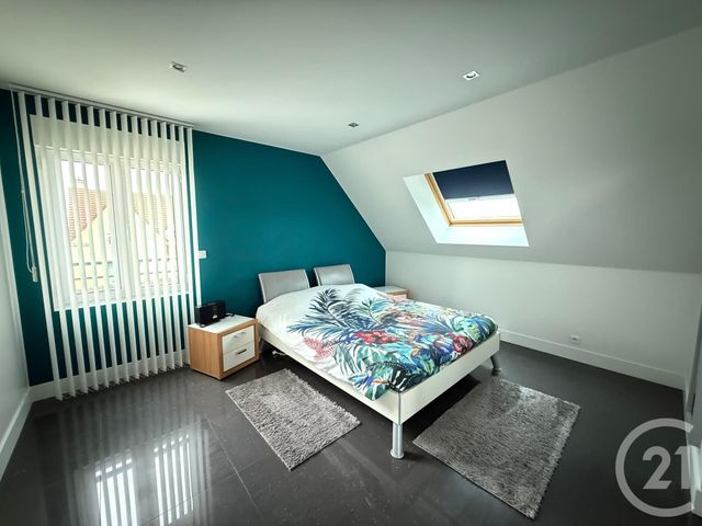 Afficher la photo en grand Maison à vendre - 8 pièces - 240 m2 - Buchelay - 78 - ILE-DE-FRANCE