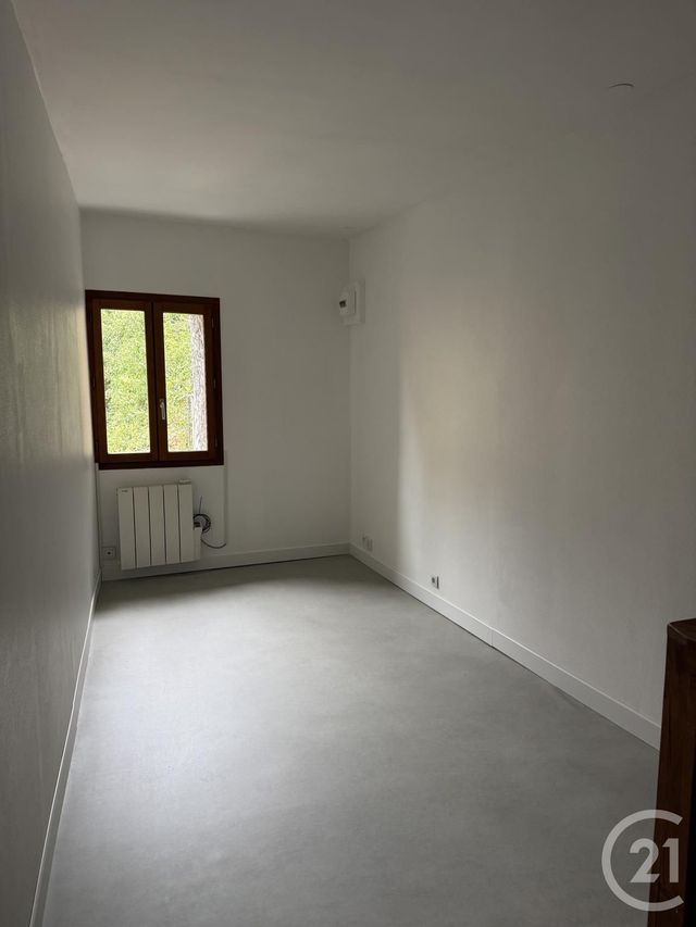 Appartement Duplex &agrave; louer - 2 pi&egrave;ces - 27,83 m2 - Chars - 95 - ILE-DE-FRANCE