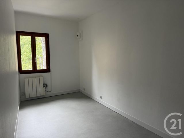 Appartement Duplex &agrave; louer - 2 pi&egrave;ces - 27,83 m2 - Chars - 95 - ILE-DE-FRANCE