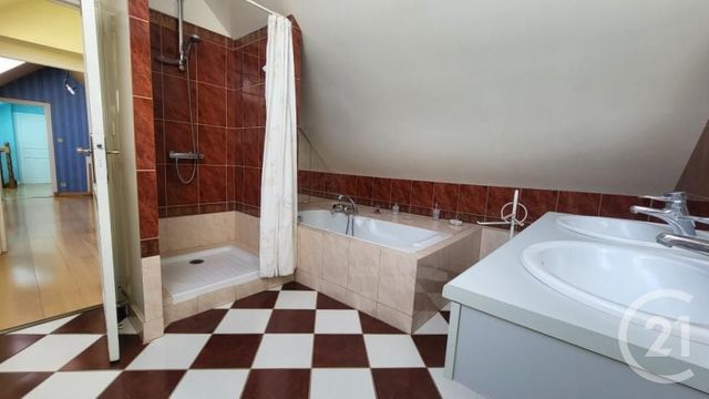 Maison à vendre - 6 pièces - 170 m2 - Courcelles Les Gisors - 60 - PICARDIE