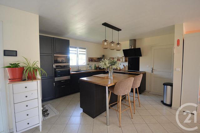 Afficher la photo en grand Maison à vendre - 4 pièces - 105 m2 - Vexin Sur Epte - 27 - HAUTE-NORMANDIE