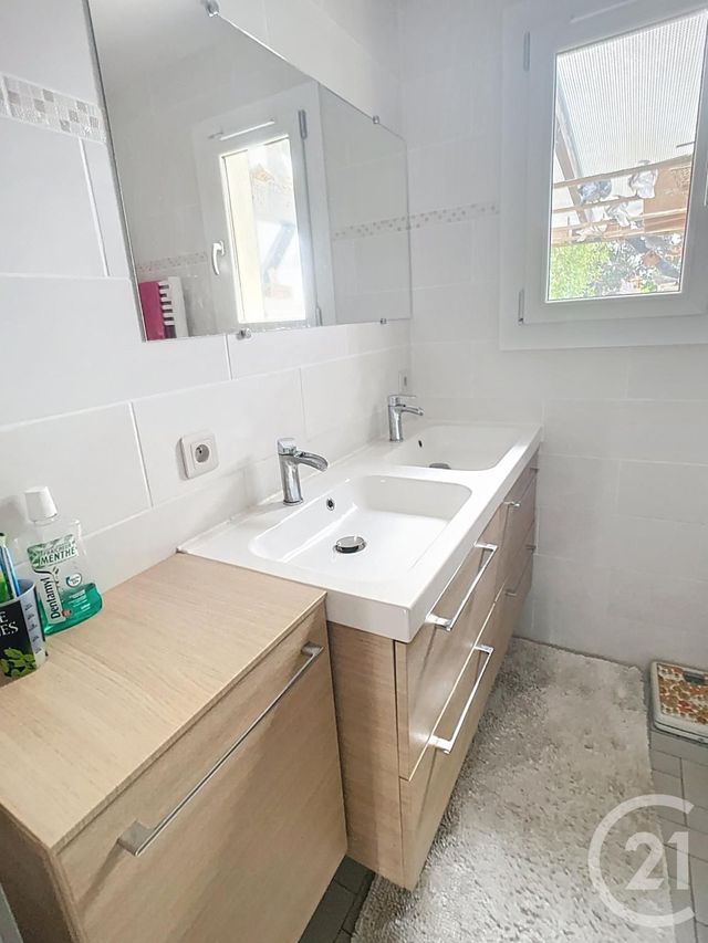 Maison à vendre - 6 pièces - 122 m2 - Vexin Sur Epte - 27 - HAUTE-NORMANDIE