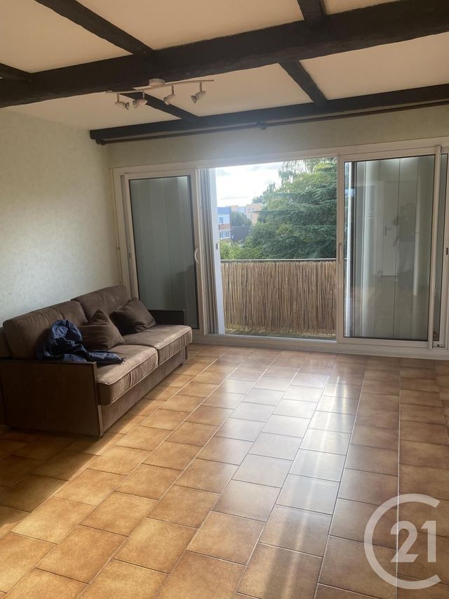 Appartement F3 à louer - 3 pièces - 72,60 m2 - Domont - 95 - ILE-DE-FRANCE