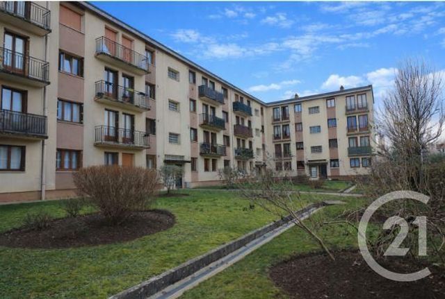 Appartement T3 à vendre EZANVILLE
