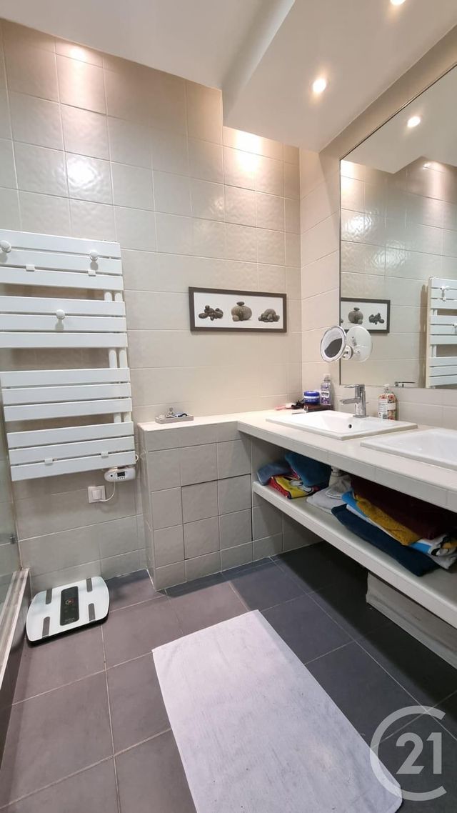 Appartement F3 à vendre - 3 pièces - 102,02 m2 - 95 - ILE-DE-FRANCE