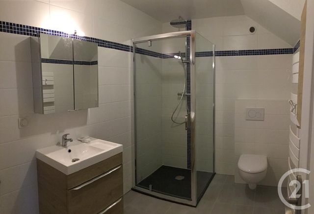 Appartement Duplex &agrave; louer - 5 pi&egrave;ces - 84,10 m2 - Maffliers - 95 - ILE-DE-FRANCE